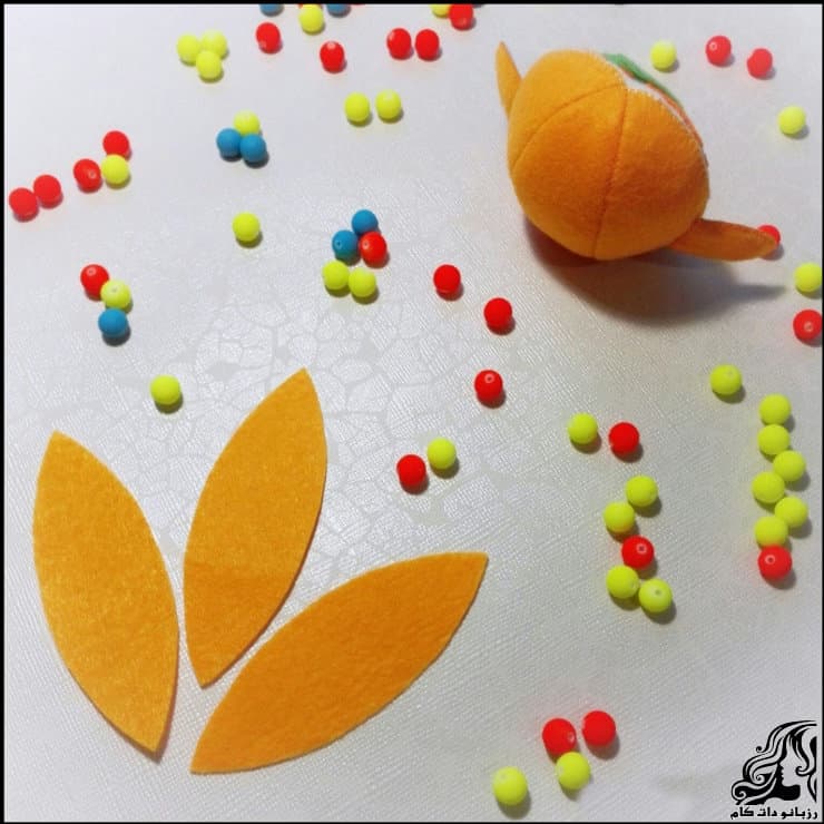 https://up.rozbano.com/view/2948735/Making%20oranges%20for%20decor-09.jpg