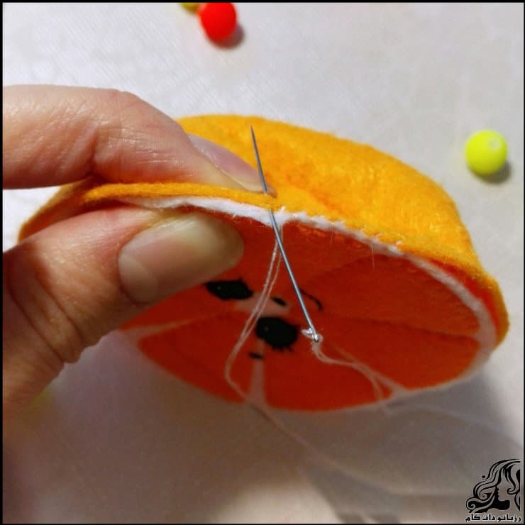 https://up.rozbano.com/view/2948737/Making%20oranges%20for%20decor-11.jpg