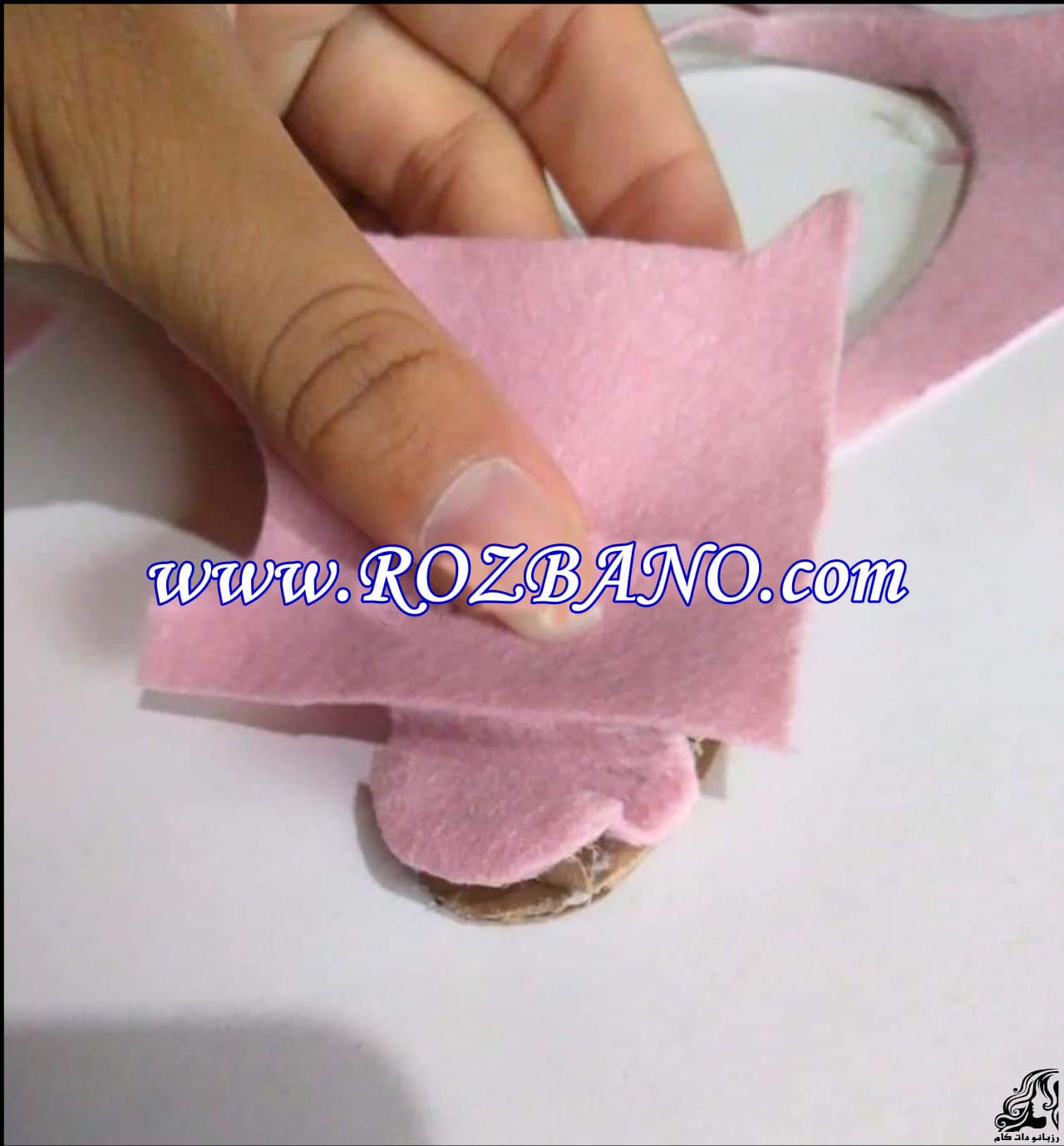 https://up.rozbano.com/view/2856685/Making%20sandals%20for%20dolls-07.jpg