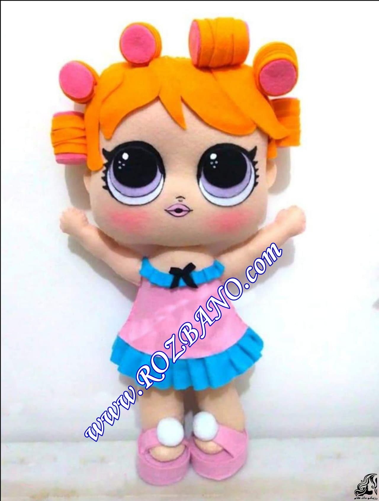 https://up.rozbano.com/view/2856678/Making%20sandals%20for%20dolls.jpg