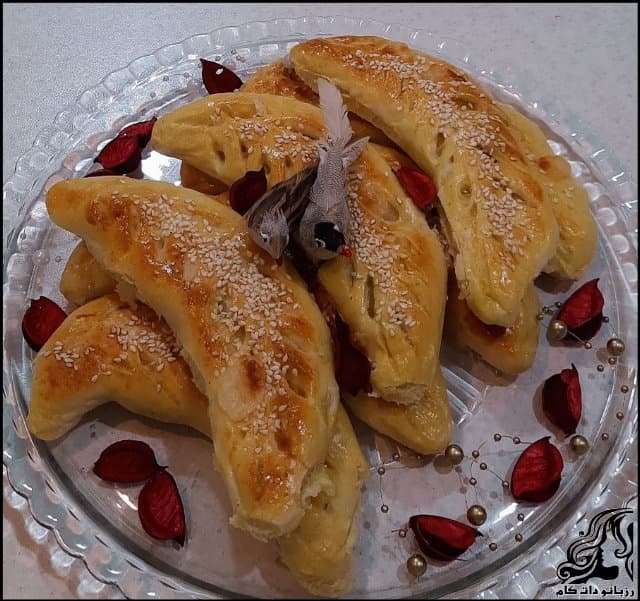 آشپزی و طرز تهیه پیراشکی سیب زمینی و تخم مرغ