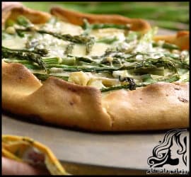 طرز تهیه پیتزا سیب زمینی و مارچوبه - Potatoes20and20Asparagus20Pizza 02