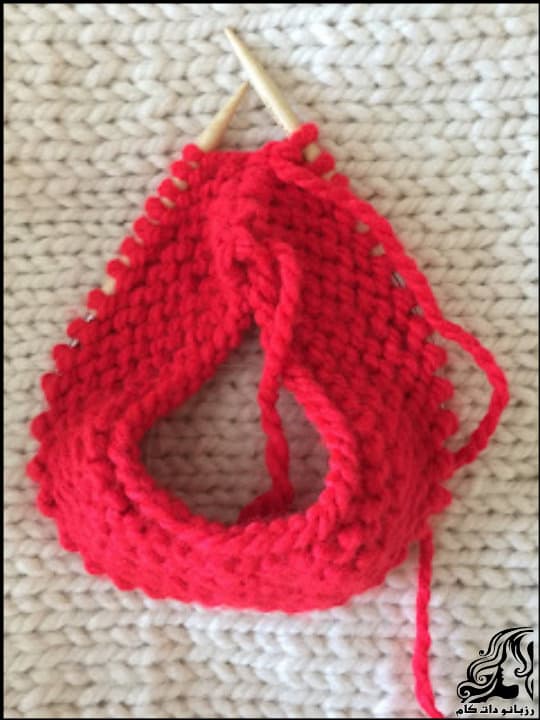 https://up.rozbano.com/view/3566299/Red%20boot%20covers%20knitted%20tutorial-01.jpg