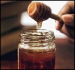 علت شکرک زدن عسل چیست، آیا می‌تواند نشانه تقلبی بودن عسل باشد؟ - Signs20of20honey20being20counterfeit 02