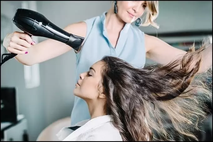 https://up.rozbano.com/view/3778703/The%20best%20selling%20salon%20and%20home%20hair%20dryers.webp