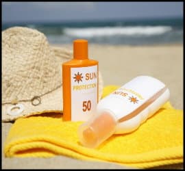 اهمیت استفاده از کرم ضدآفتاب در محافظت از پوست - The20importance20of20sunscreen20for20the20skin 03