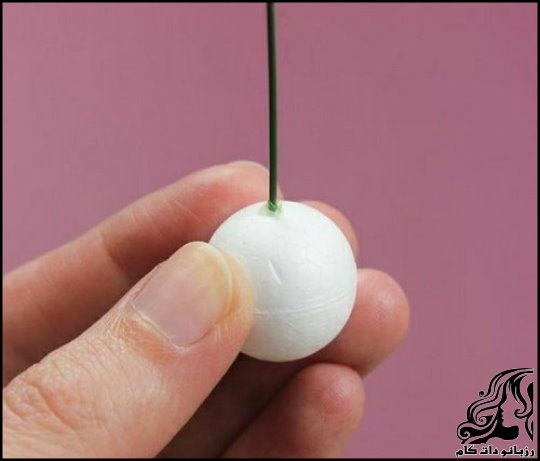 https://up.rozbano.com/view/3525088/Tutorial%20on%20how%20to%20make%20a%20ball%20rose%20with%20paper-04.jpg