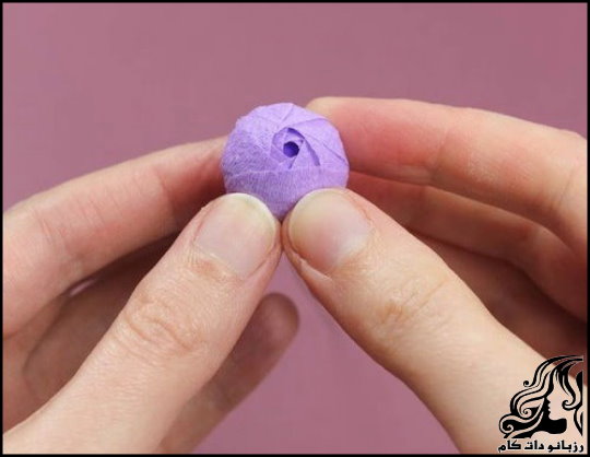 https://up.rozbano.com/view/3525108/Tutorial%20on%20how%20to%20make%20a%20ball%20rose%20with%20paper-09.jpg