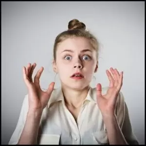 برای درمان فوبیا باید به چه دکتری مراجعه کنیم؟ - What20kind20of20doctor20treats20phobias 02