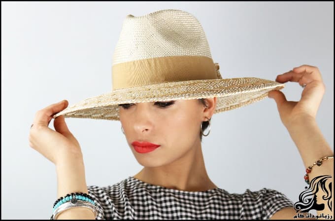 https://up.rozbano.com/view/3064451/Women%20summer%20hat%20models-05.jpg