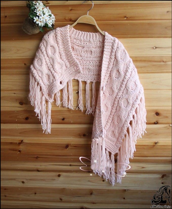 https://up.rozbano.com/view/3505613/Womens%20double%20knitted%20cape-01.jpg