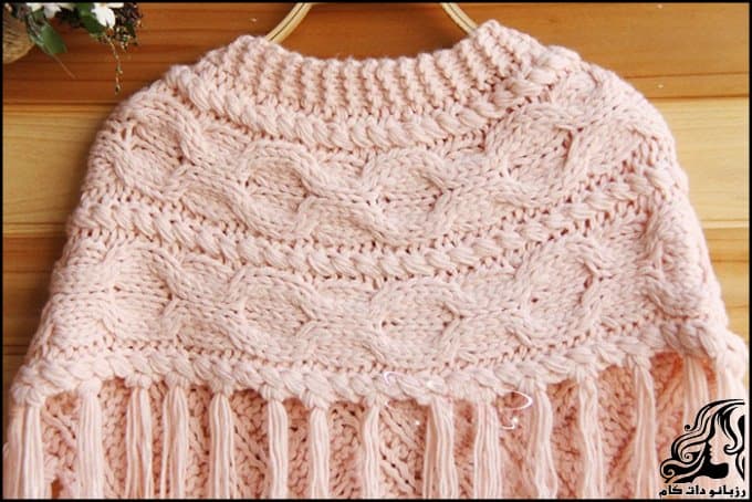 https://up.rozbano.com/view/3505618/Womens%20double%20knitted%20cape-06.jpg