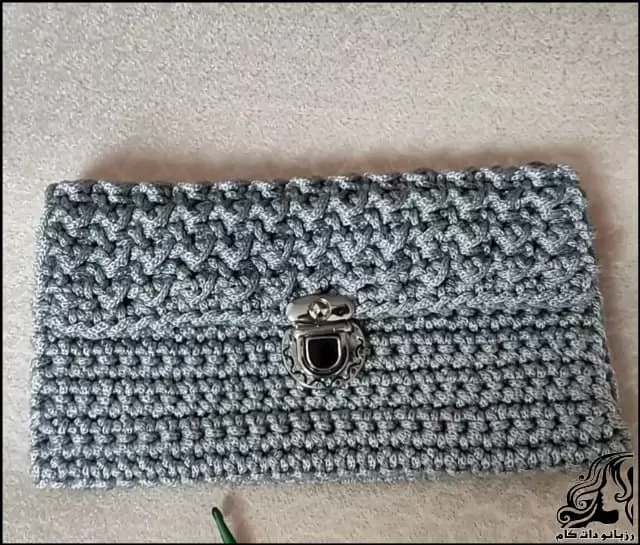 https://up.rozbano.com/view/3837955/crochet%20Makroumeh%20House%20Bag%20tutorial.webp
