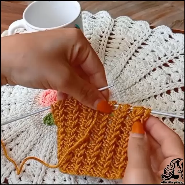 https://up.rozbano.com/view/3773845/crochet%20Simple%20Dumail%20model%20tutorial.webp