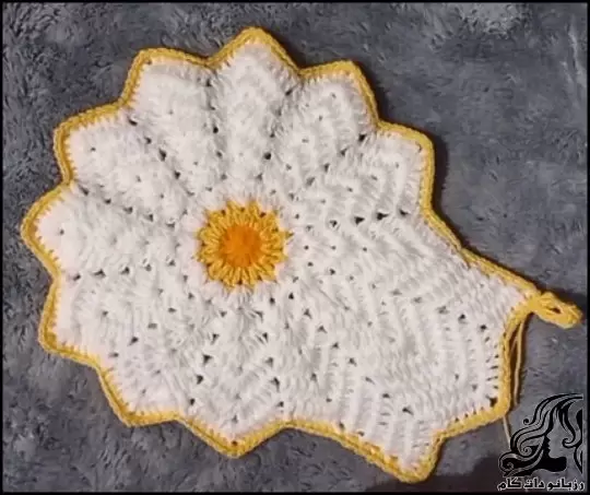 https://up.rozbano.com/view/3827316/crochet%20Star%20leaf%20tutorial.webp
