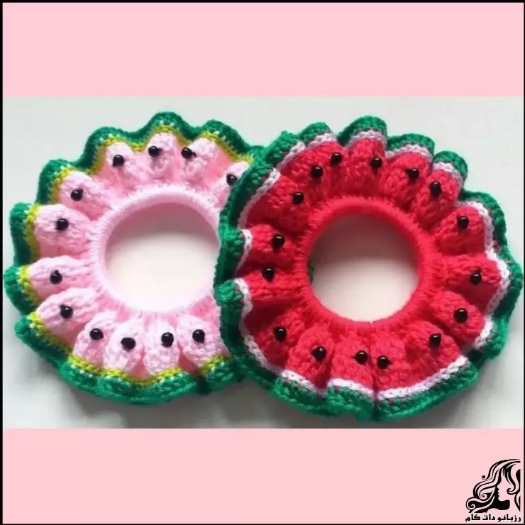 https://up.rozbano.com/view/3777907/crochet%20Yalda%20Night%20Hair%20Clamp%20tutorial.webp