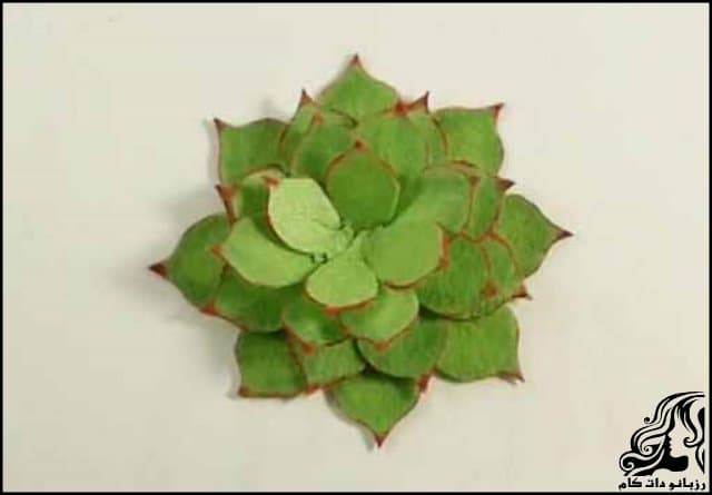 https://up.rozbano.com/view/3031177/how%20to%20make%20felt%20succulent%20flowers-06.jpg