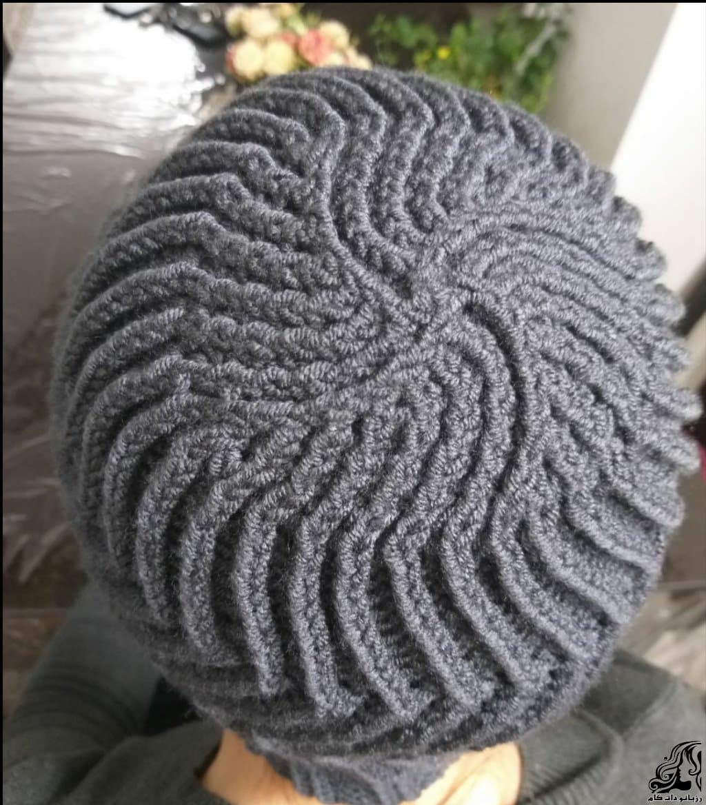 https://up.rozbano.com/view/3653393/knitted%20Mens%20zigzag%20hat%20tutorial.jpg
