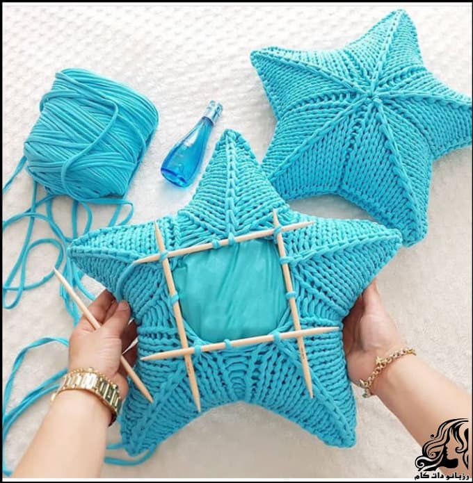 https://up.rozbano.com/view/3589000/knitted%20star%20cushion%20tutorial-02.jpg