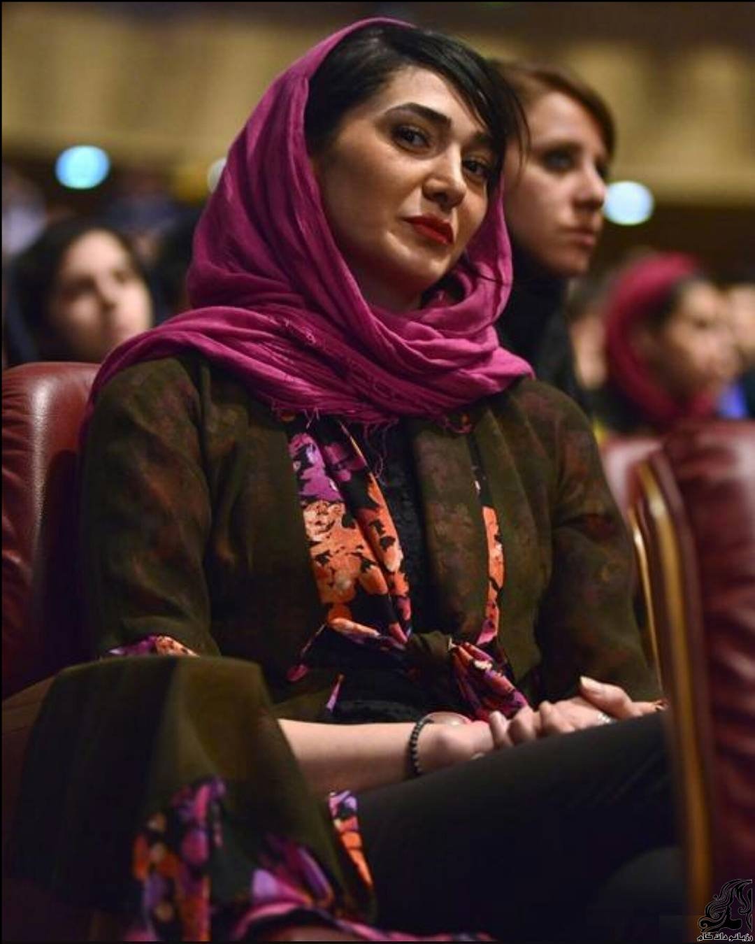 https://up.rozbano.com/view/2099998/rozbano-53-3.jpg