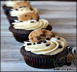 کاپ کیک شکلاتی با مغز وانیلی و رویه مخصوص - rozbano 729 1