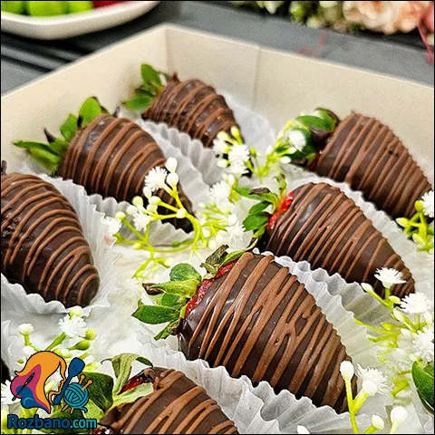 آموزش کامل طرز تهیه توت فرنگی شکلاتی در 5 دقیقه