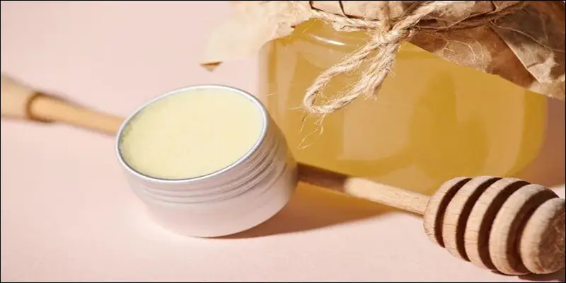 خواص ترکیب وازلین و عسل و روغن زیتون