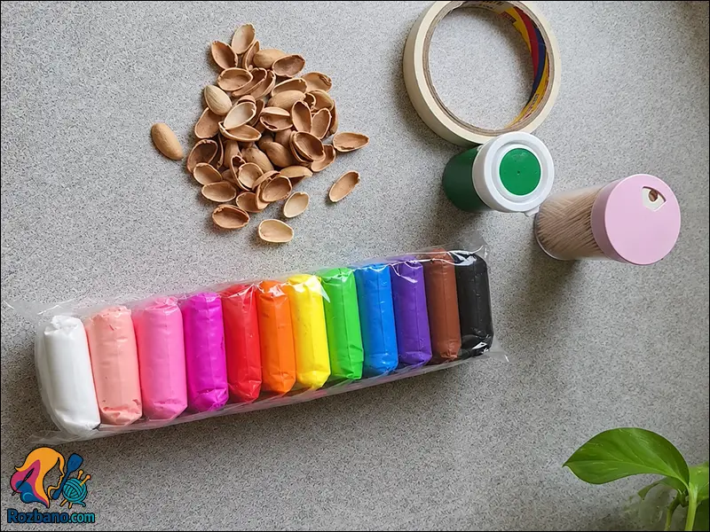 وسایل لازم برای ساخت گلدان دکوری با پوست پسته