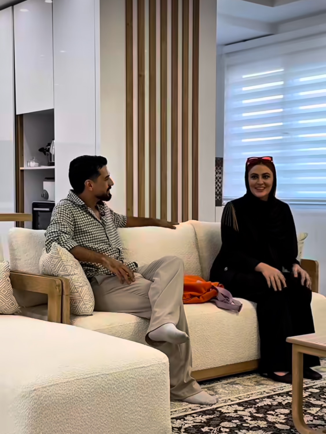سبک دکوراسیون مجلل و شاهانه خانه مریم مومن با چیدمان لاکچری+عکس - مریممومن.jfif