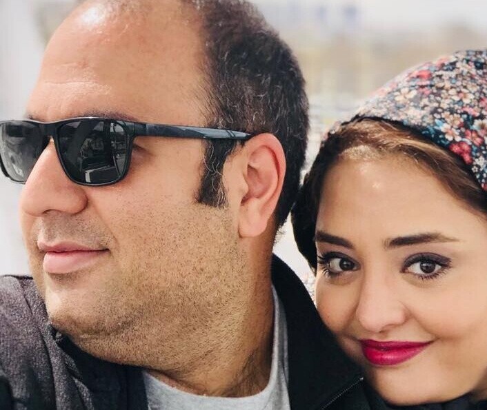 چیدمان شیک مبلمان لاکچری و خوش رنگ خانه مدرن نرگس محمدی/ آینه کنسول سلطنتی، میز پیانو، گل و گیاه آپارتمانی خاص و گلدان عتیقه خانم بازیگر باسلیقه 👌