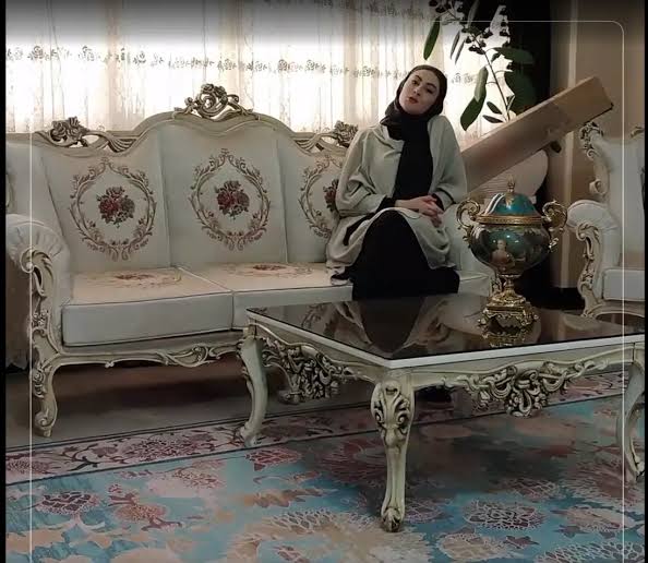 سبک دکوراسیون مجلل و شاهانه خانه مریم مومن با چیدمان لاکچری+عکس - images 15 14