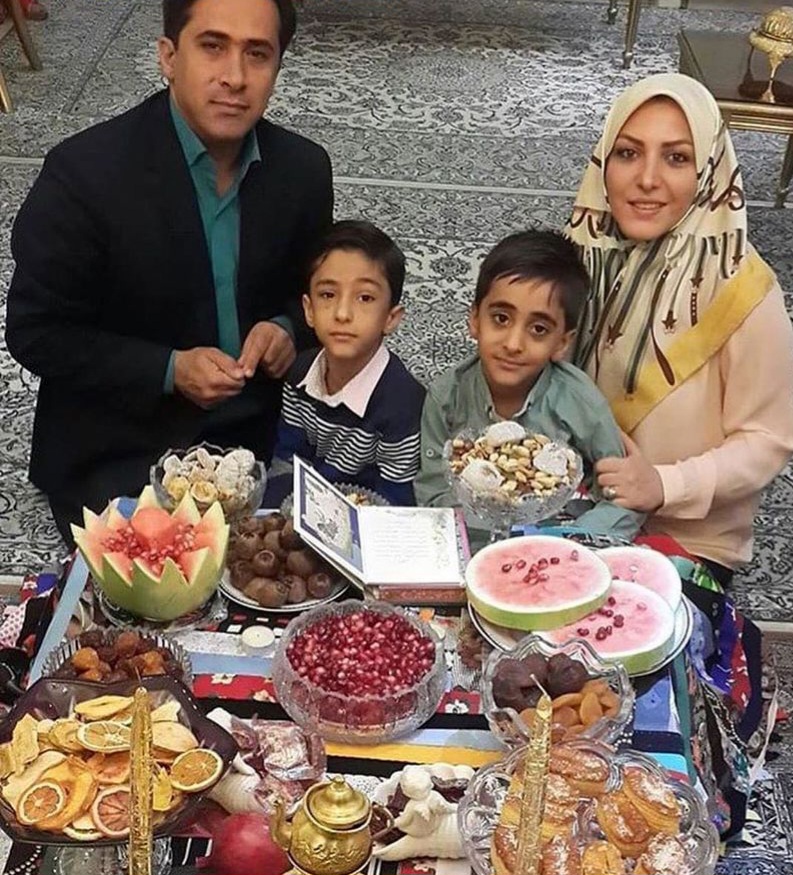 نگاهی به چیدمان شیک و ایرانیپسند منزل المیرا شریفی مقدم و همسرش/ از تابلو فرش قرآنی تا مبلمان سلطنتی - المیراشریفیمقدم 3