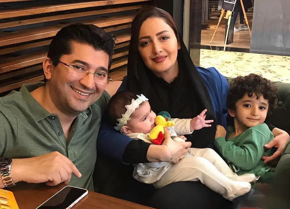 عکس ها / نگاهی به چیدمان و دکوراسیون ترسناک و خلاقانه خانه شیلا خداداد و شوهر ثروتمندش / از ارواح پنهان آینه ای تا مبلمان مبلمان سلطنتی شیک - خانوادهشیلاخداداد 1