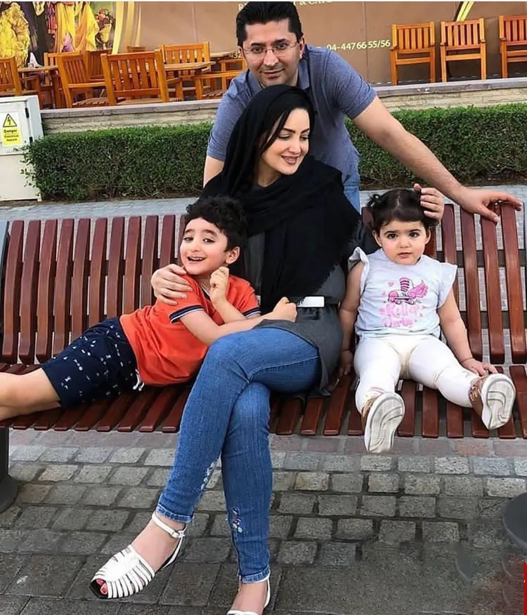 عکس ها / نگاهی به چیدمان و دکوراسیون ترسناک و خلاقانه خانه شیلا خداداد و شوهر ثروتمندش / از ارواح پنهان آینه ای تا مبلمان مبلمان سلطنتی شیک - خانوادهشیلاخداداد