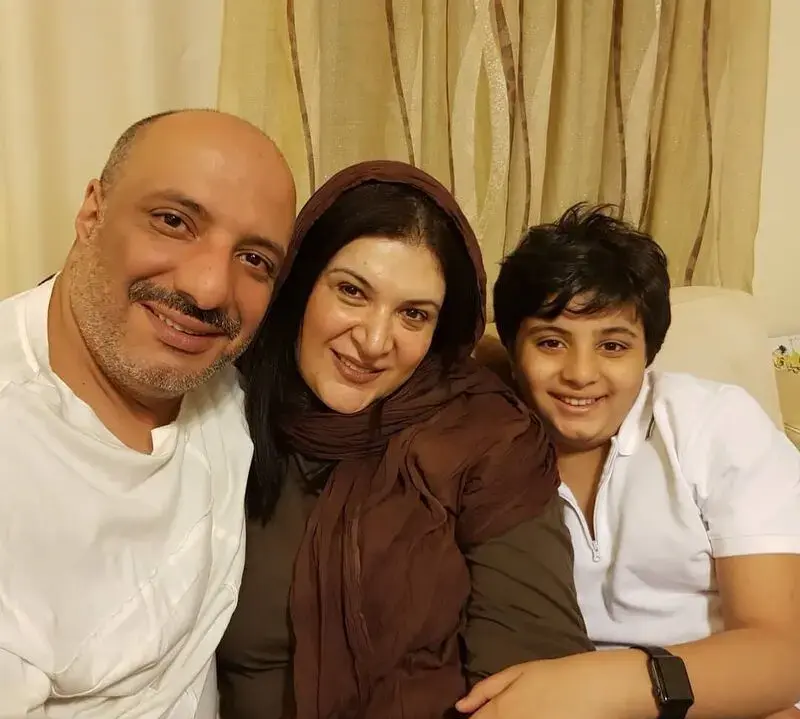 نگاهی به چیدمان مجلل منزل ریما رامین فر «همای پایتخت»؛ از مبلمان کلاسیک و فرش مجلل تا پرده های باشکوه + تصویر - ریمارامینفر 2
