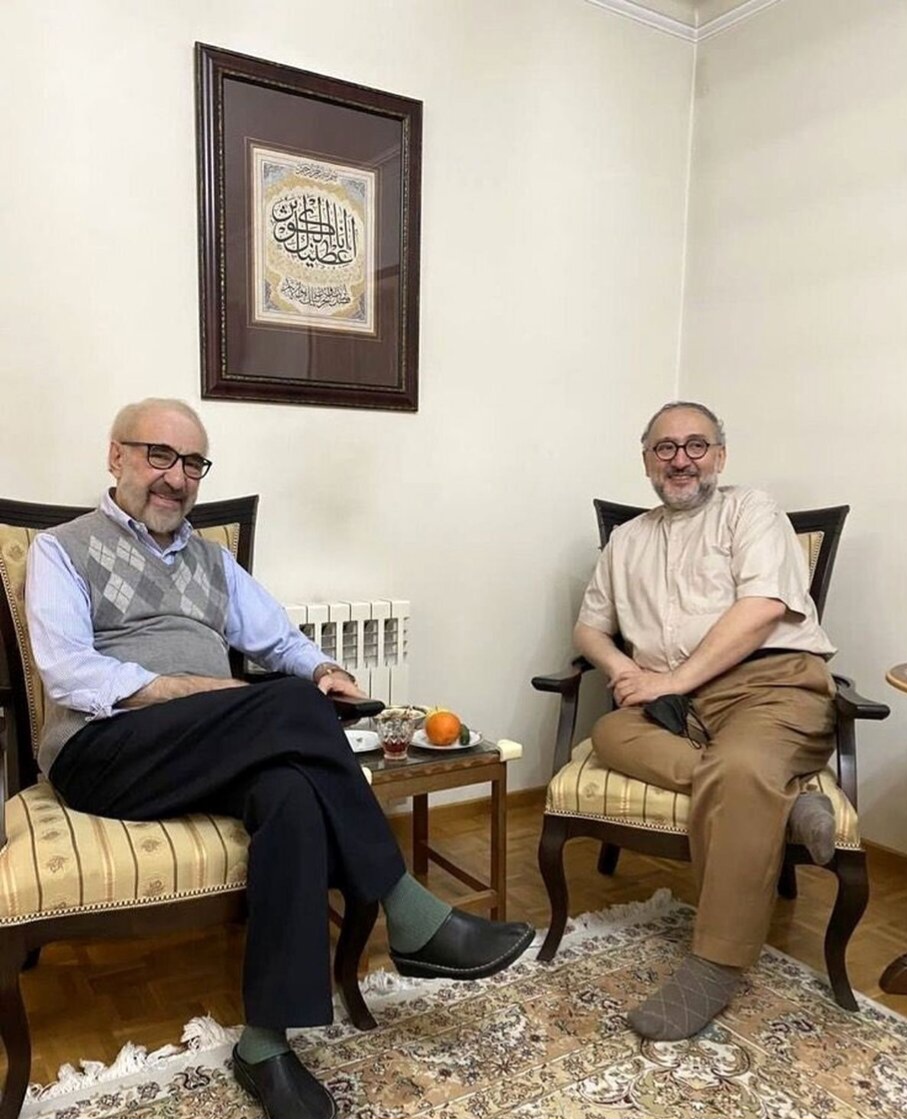 نگاهی به چیدمان لوکس اما ساده خانه سید محمد خاتمی رییس جمهور اسبق / از مبلمان شیک و تابلوی تذهیب روی دیوار و... - سیدمحمدخاتمی