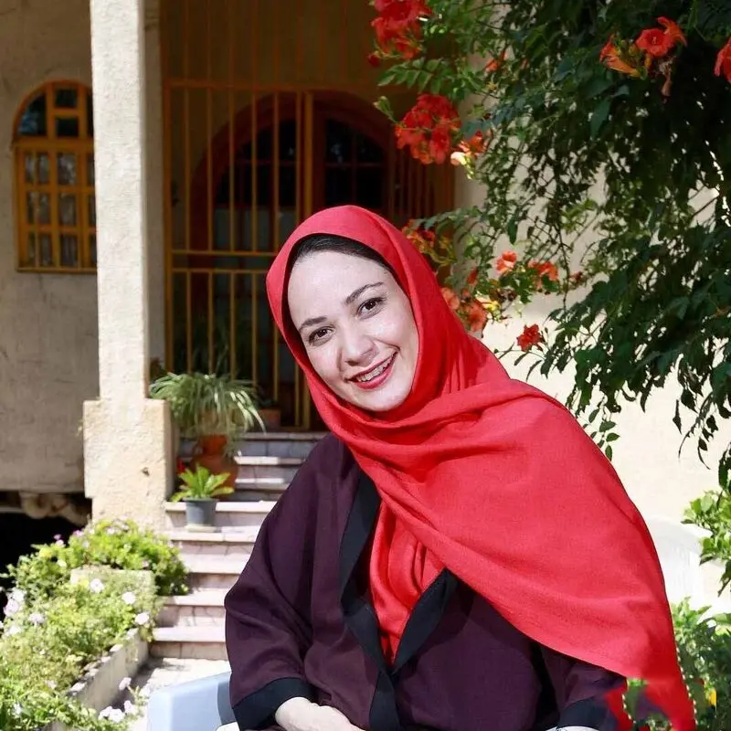 نگاهی به دکوراسیون منزل نسرین نصرتی، فهیمه سریال پایتخت به سبک زمان پهلوی - نسریننصرتی 1