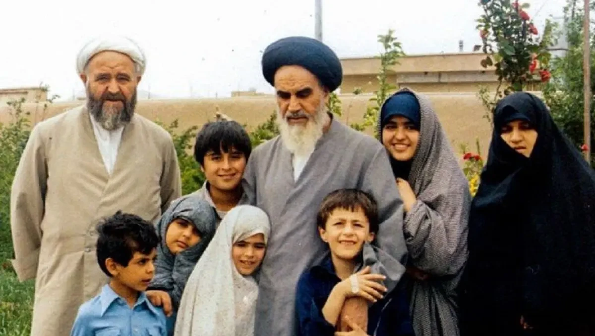 نگاهی به تصاویر نوه و نبیره های امام خمینی(ره) در مراسم سالگرد ایشان در تهران
