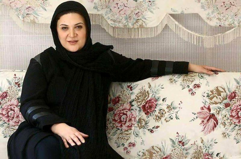 نگاهی به چیدمان مجلل منزل ریما رامین فر «همای پایتخت»؛ از مبلمان کلاسیک و فرش مجلل تا پرده های باشکوه + تصویر - D8B0D8A8D8B0D8A8D8A8D8B0D8A8D8B0