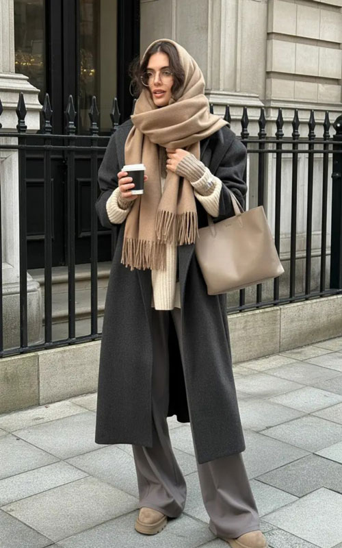 چطور برای استایل پاییز 1405 آماده شویم - Women Fall Outfit Oversized Bag Scarf