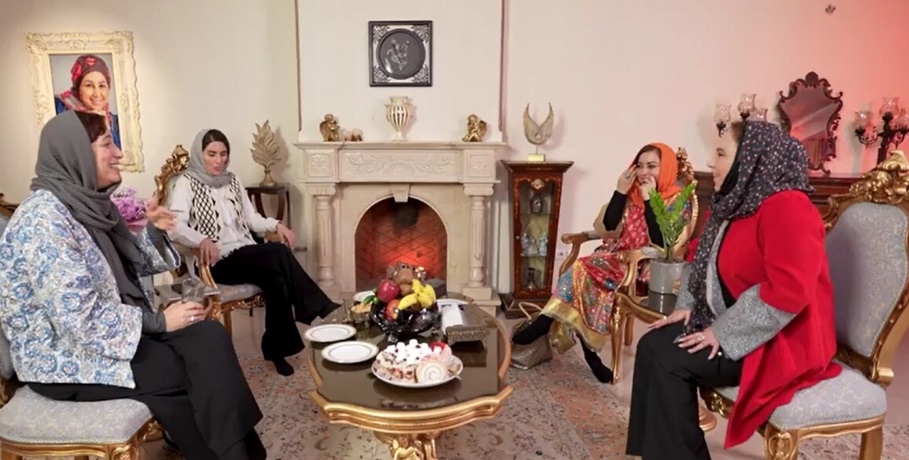 نگاهی به دکوراسیون شاهانه منزل بهنوش بختیاری؛ از لوستر های اعیانی تا مبلمان سلطنتی و میز باشکوه + عکس - file 4 2