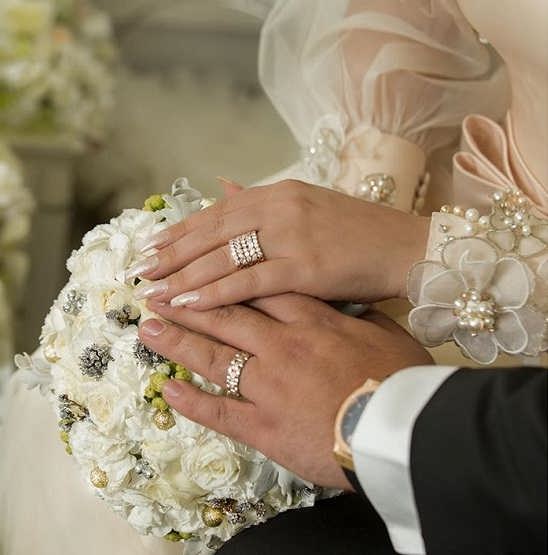 نگاهی به حلقه ازدواج لوکس الهام حمیدی و همسرش - file 7 1