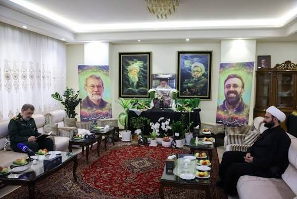 نگاهی به چیدمان ساده خانه شهید علی لاریجانی - images 12 3